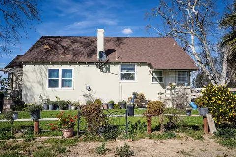 2334 S Temperance Ave, Fresno, CA 93725
