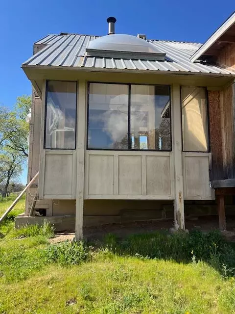 Exterior - 26943 Butterfield Stage Pl, O Neals, CA 93645 photo 11 of 15