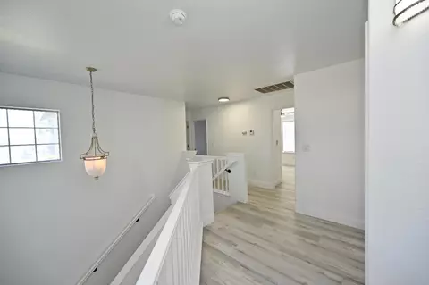 Entry Way - 878 N Ash Ave, Clovis, CA 93611 photo 4 of 5