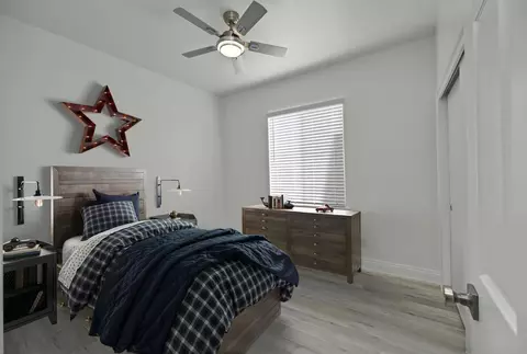 Bedroom - 878 N Ash Ave, Clovis, CA 93611 photo 1 of 16