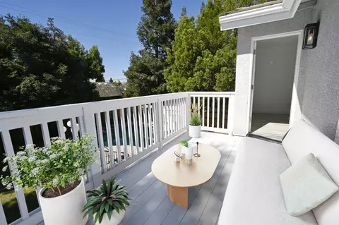 Exterior - 878 N Ash Ave, Clovis, CA 93611 photo 10 of 25