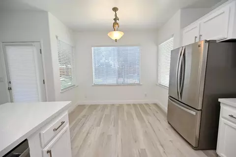 Kitchen - 878 N Ash Ave, Clovis, CA 93611 photo 3 of 9