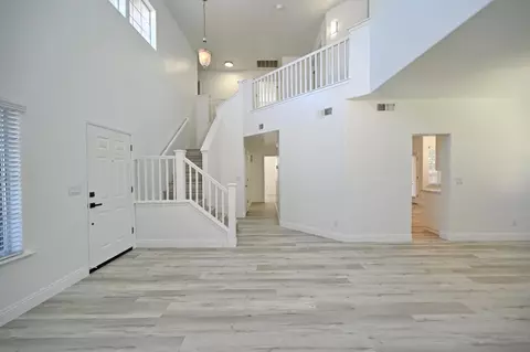 Living - 878 N Ash Ave, Clovis, CA 93611 photo 4 of 15