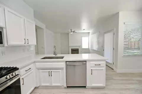Kitchen - 878 N Ash Ave, Clovis, CA 93611 photo 8 of 9