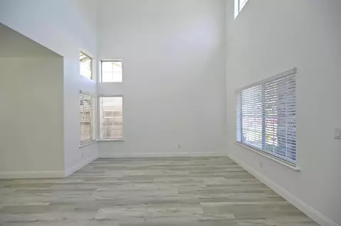 Living - 878 N Ash Ave, Clovis, CA 93611 photo 3 of 15