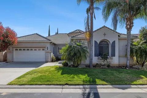 9680 N Willey Ct, Fresno, CA 93720