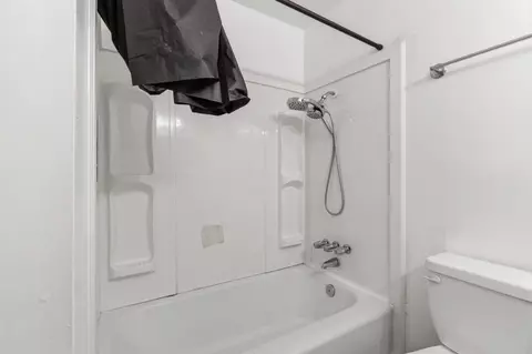Bath - 175 S 19th Ave, Lemoore, CA 93245 photo 3 of 3