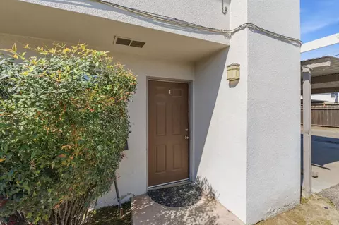 Exterior - 175 S 19th Ave, Lemoore, CA 93245 photo 2 of 4