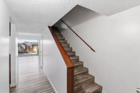 Entry Way - 175 S 19th Ave, Lemoore, CA 93245 photo 1 of 2