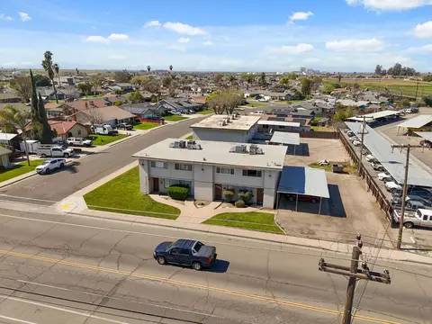View/Area - 175 S 19th Ave, Lemoore, CA 93245 photo 5 of 18