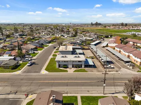 View/Area - 175 S 19th Ave, Lemoore, CA 93245 photo 8 of 18