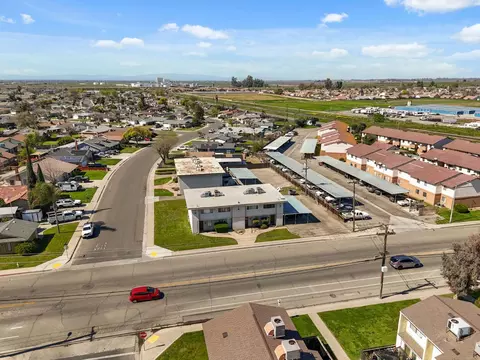 View/Area - 175 S 19th Ave, Lemoore, CA 93245 photo 9 of 18