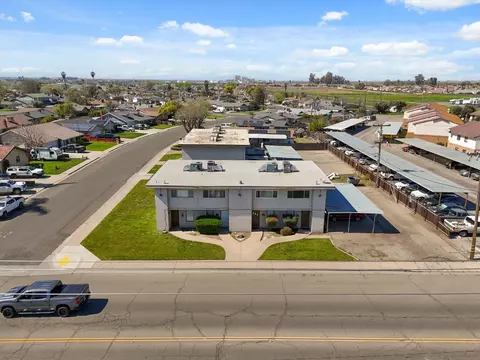 View/Area - 175 S 19th Ave, Lemoore, CA 93245 photo 3 of 18