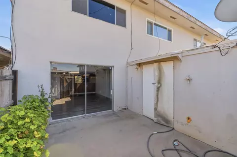 Exterior - 175 S 19th Ave, Lemoore, CA 93245 photo 4 of 4