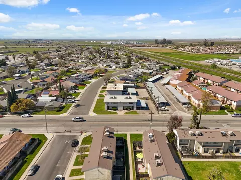 View/Area - 175 S 19th Ave, Lemoore, CA 93245 photo 11 of 18