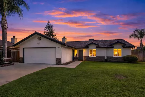 4074 E Robinson Ave, Fresno, CA 93726