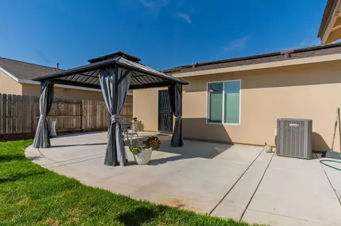 Exterior - 714 Dean Ct, Merced, CA 95341 photo 5 of 12