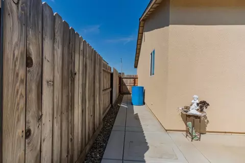 Exterior - 714 Dean Ct, Merced, CA 95341 photo 10 of 12