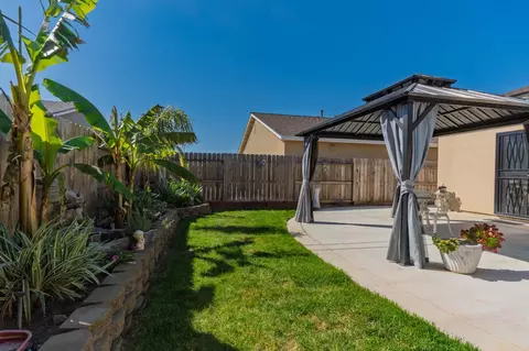 Exterior - 714 Dean Ct, Merced, CA 95341 photo 4 of 12