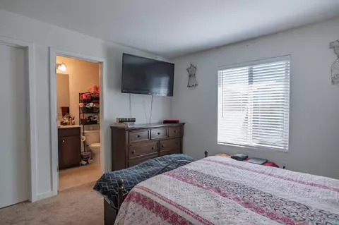 Bedroom - 714 Dean Ct, Merced, CA 95341 photo 4 of 12
