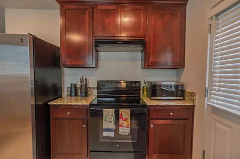 Kitchen - 714 Dean Ct, Merced, CA 95341 photo 3 of 3