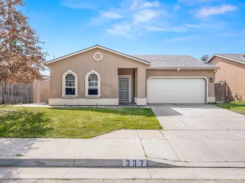337 Ramona St, Orange Cove, CA 93646