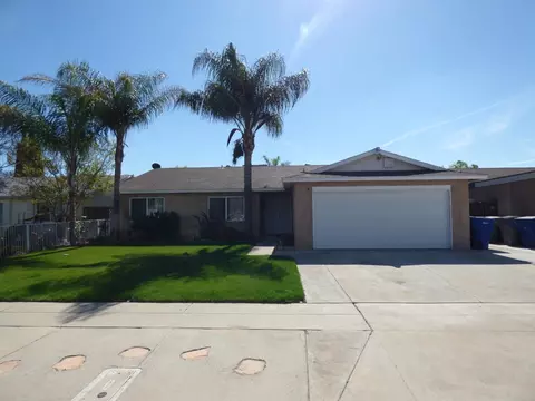 5850 E Ramona Ave, Fresno, CA 93727