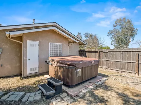 Exterior - 5211 E Shepherd Ave, Clovis, CA 93619 photo 17 of 20