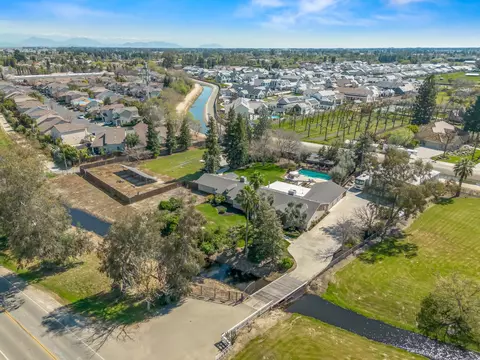 View/Area - 5211 E Shepherd Ave, Clovis, CA 93619 photo 10 of 10