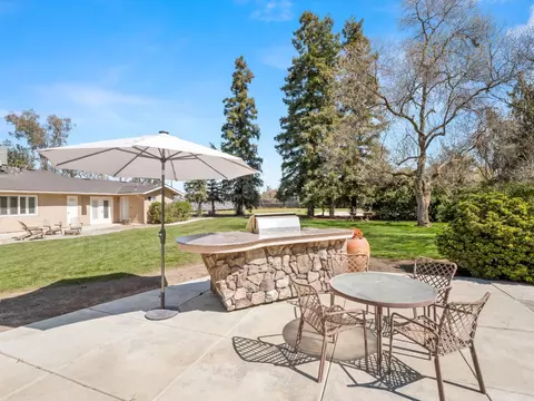 Exterior - 5211 E Shepherd Ave, Clovis, CA 93619 photo 9 of 20