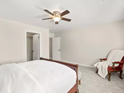 Bedroom - 5211 E Shepherd Ave, Clovis, CA 93619 photo 5 of 9