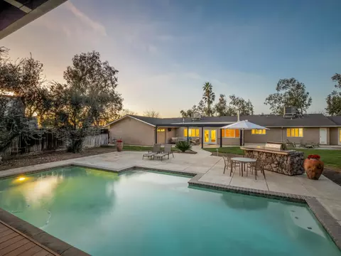 Exterior - 5211 E Shepherd Ave, Clovis, CA 93619 photo 4 of 20