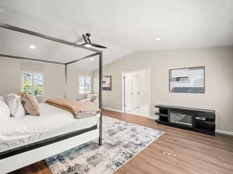 Bedroom - 5211 E Shepherd Ave, Clovis, CA 93619 photo 3 of 9