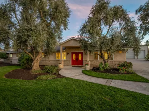 Exterior - 5211 E Shepherd Ave, Clovis, CA 93619 photo 2 of 20