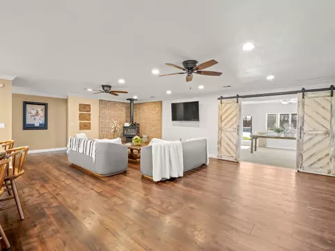 Living - 5211 E Shepherd Ave, Clovis, CA 93619 photo 3 of 7
