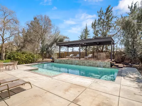 Exterior - 5211 E Shepherd Ave, Clovis, CA 93619 photo 8 of 20