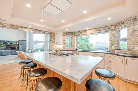 Kitchen - 16115 Deer Path Ln, Clovis, CA 93619 photo 3 of 4