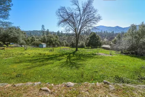 Exterior - 45430 Lauri Ln, Oakhurst, CA 93644 photo 13 of 13