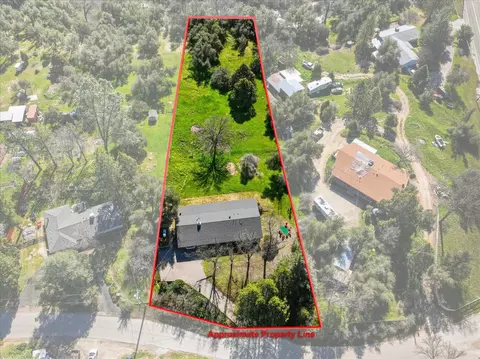 View/Area - 45430 Lauri Ln, Oakhurst, CA 93644 photo 1 of 1