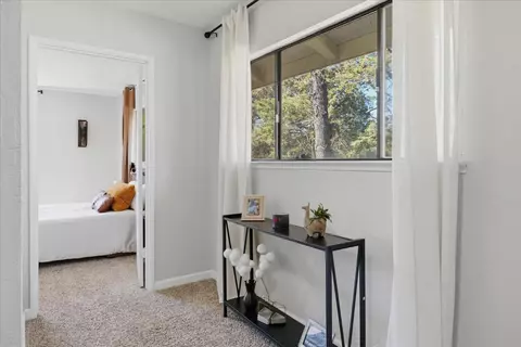 Entry Way - 45430 Lauri Ln, Oakhurst, CA 93644 photo 3 of 3