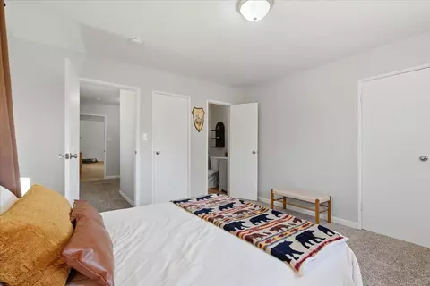 Bedroom - 45430 Lauri Ln, Oakhurst, CA 93644 photo 3 of 5