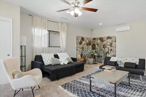 Living - 45430 Lauri Ln, Oakhurst, CA 93644 photo 5 of 7
