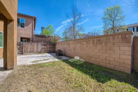 Exterior - 1286 Piazza Ln, Clovis, CA 93612 photo 3 of 6