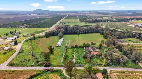 22337 Muscat Ave, Reedley, CA 93654