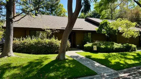 4605 N Glenn Ave, Fresno, CA 93704