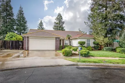 6103 N Prospect Ave, Fresno, CA 93711