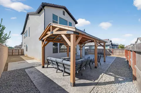 Exterior - 2997 Trenton Ave, Clovis, CA 93619 photo 10 of 10
