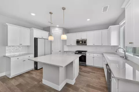 Kitchen - 2997 Trenton Ave, Clovis, CA 93619 photo 1 of 2