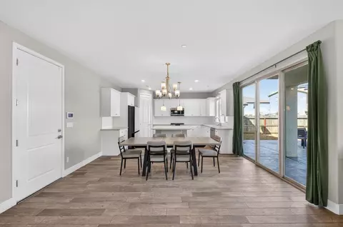 Dining - 2997 Trenton Ave, Clovis, CA 93619 photo 1 of 2