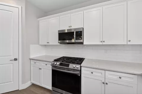 Kitchen - 2997 Trenton Ave, Clovis, CA 93619 photo 2 of 2